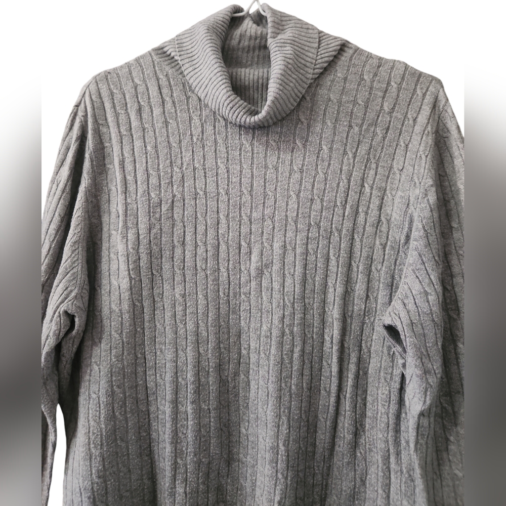 🤩4/$20 Gray Sweater